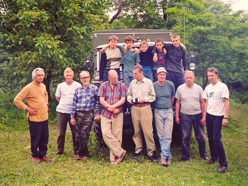Учасники польсько-української експедиції 2004 року у Дністровому